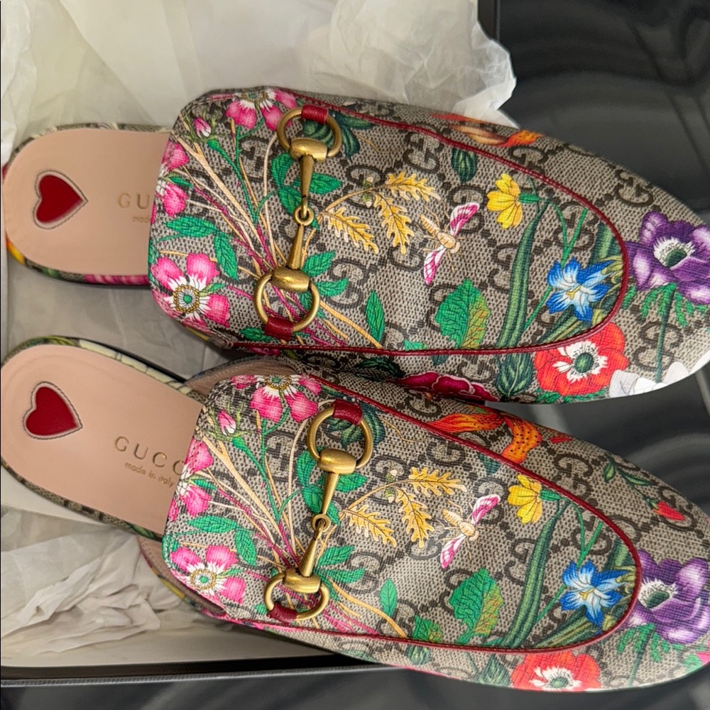 Gucci Women's Floral Loafers - Multicolor